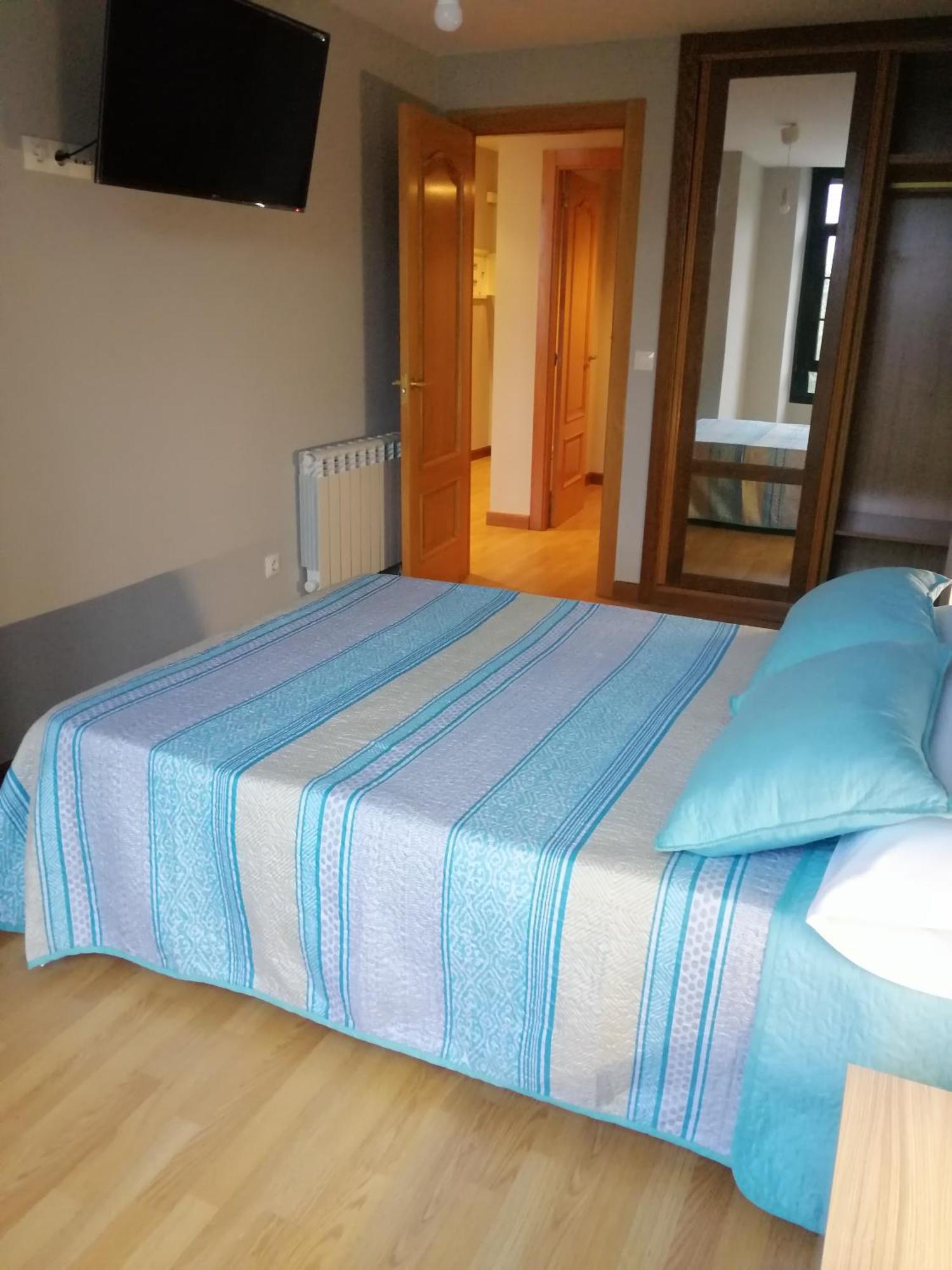 Apartamentos San Roque Ribadeo Room photo